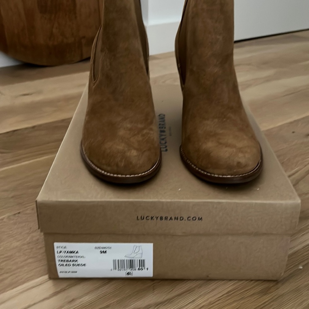 Lucky brand wedge bootie size9